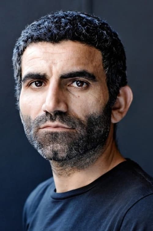 عزیز çapkurt