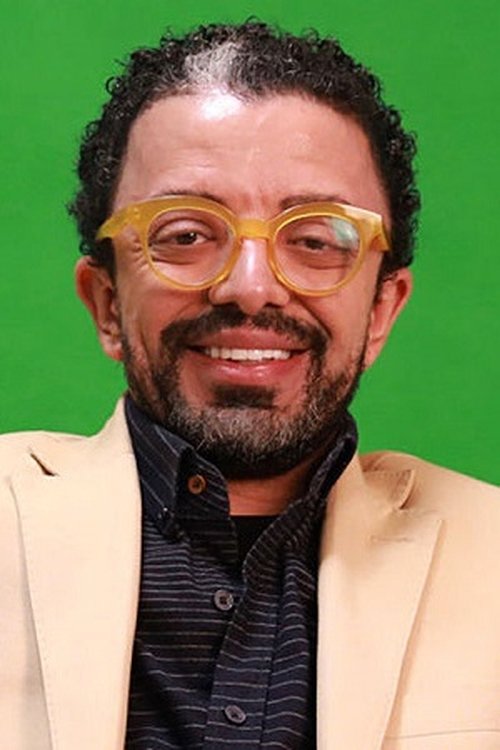 فاrzin Mohades